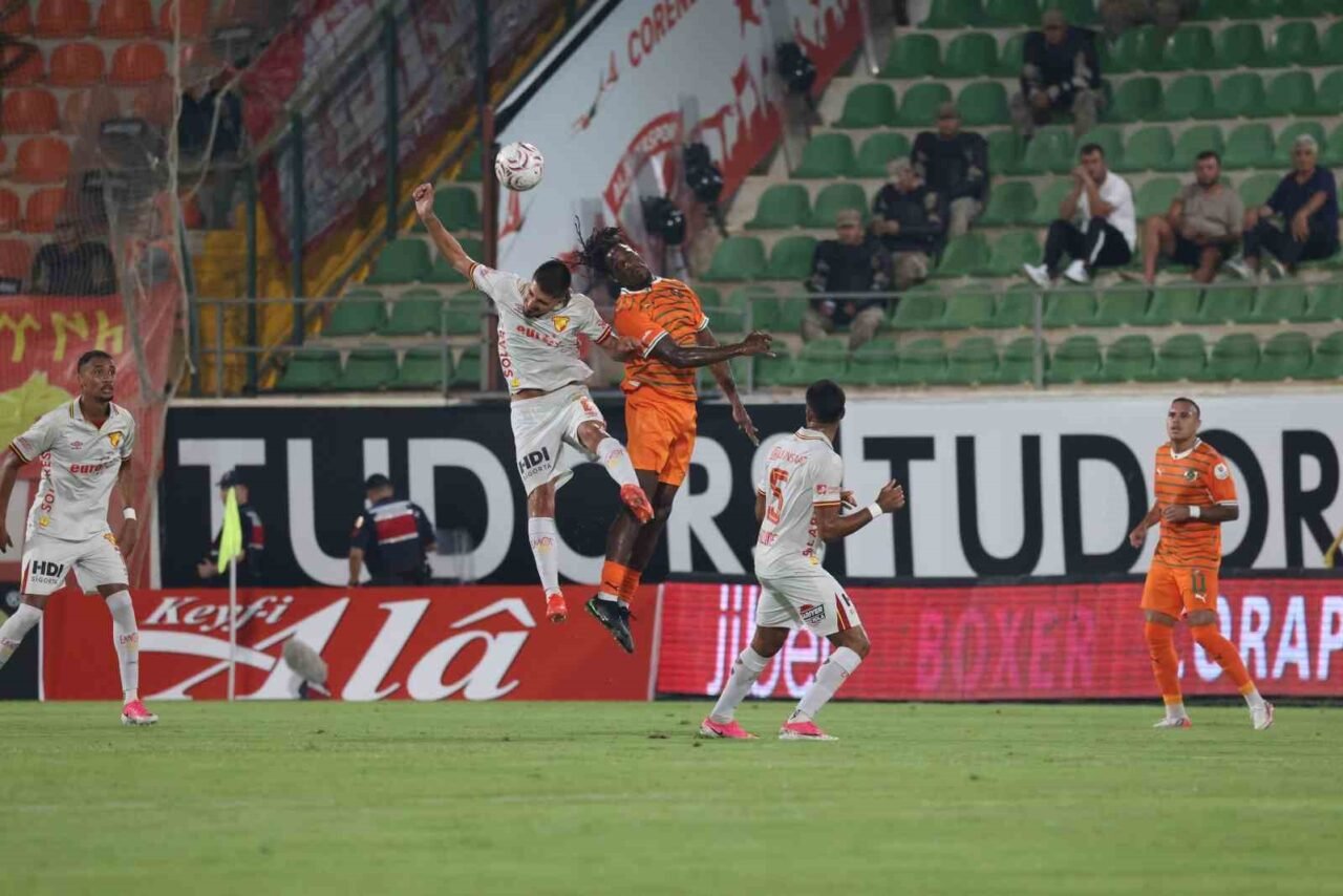 Trendyol Süper Lig’in 5. haftasında Corendon Alanyaspor evinde Göztepe ile