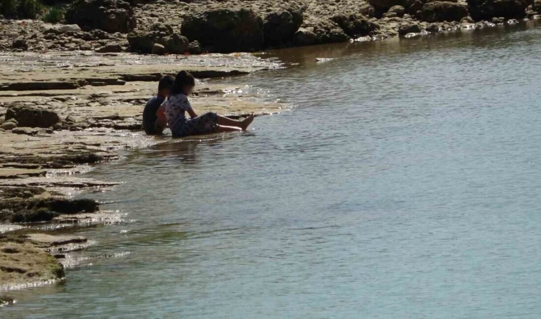 Sık sık mahsur kalma olaylarının yaşandığı Manavgat Şelalesi altında bulunan