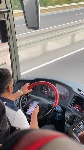 Ankara’dan Antalya seferini yapan Isparta Petrol Turizm’e ait yolcu otobüsünün