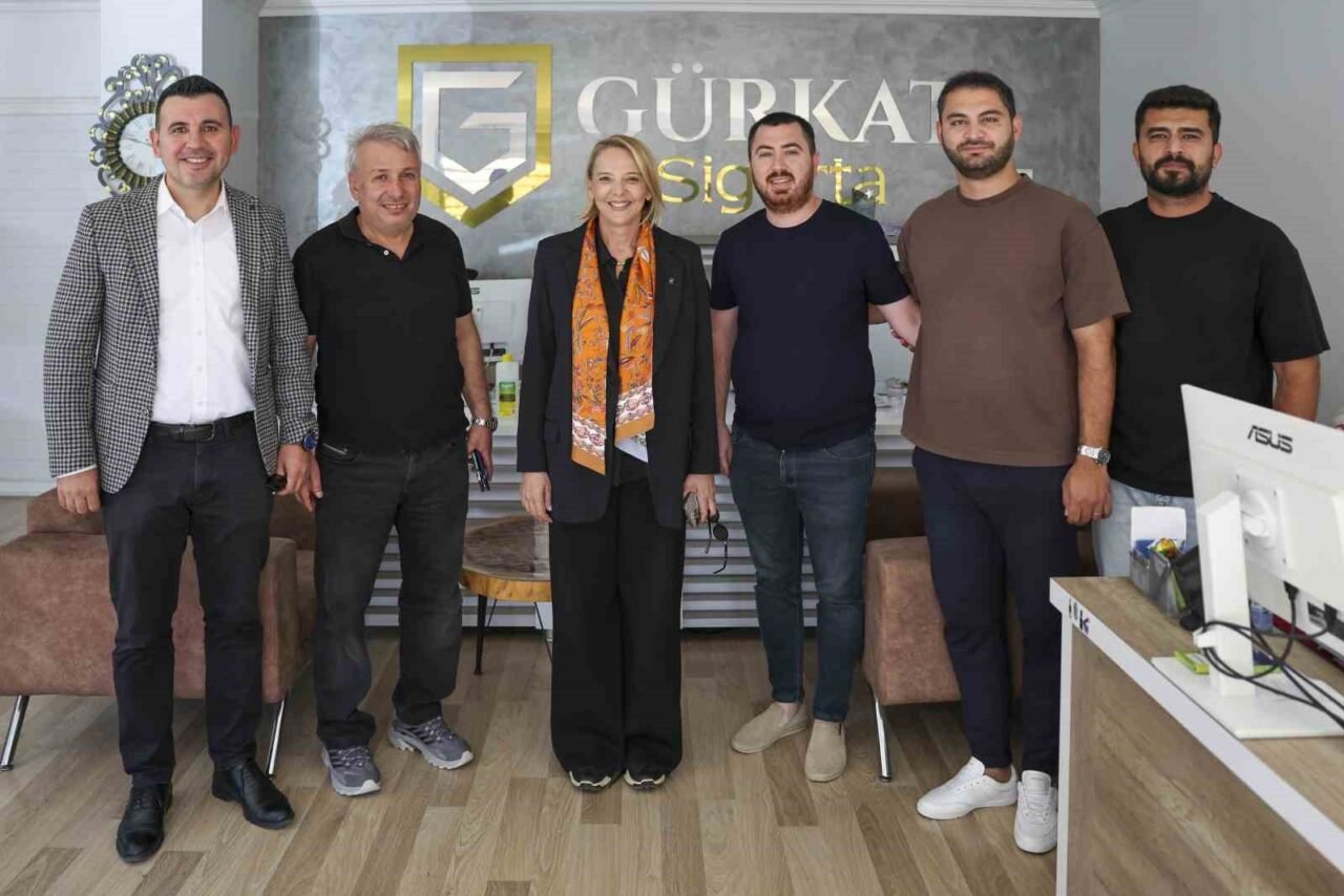 Serik'te ATSO Başkan Adayı Hatice Öz projelerini anlattı