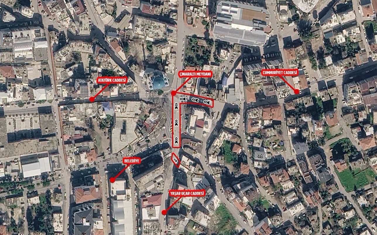 Serik Çınaraltı Meydanı'nda yağmur suyu drenaj hattı çalışması yapılacak güzergâhları gösteren harita