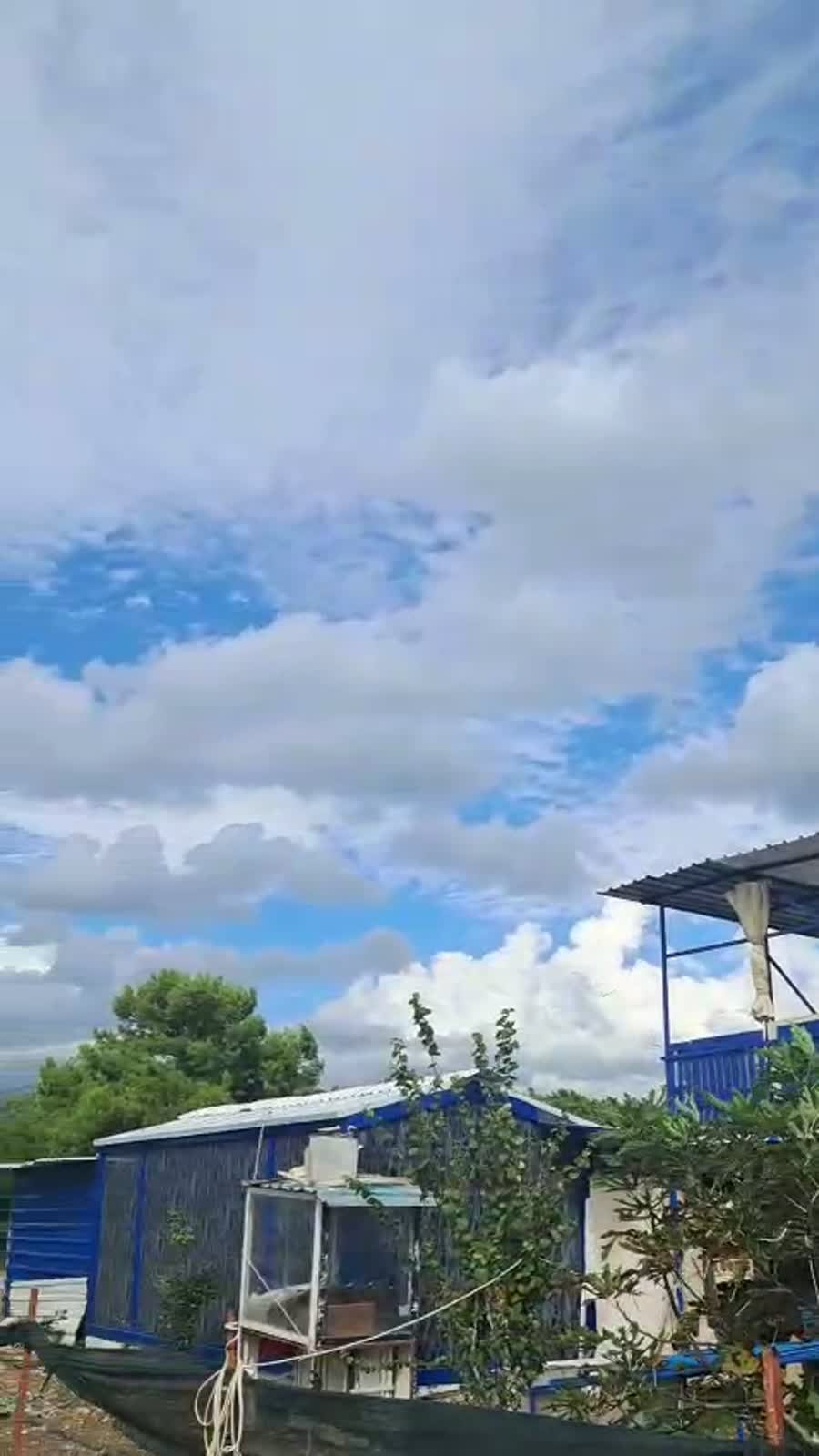 İlçe genelinde oluşan gökyüzü manzarası