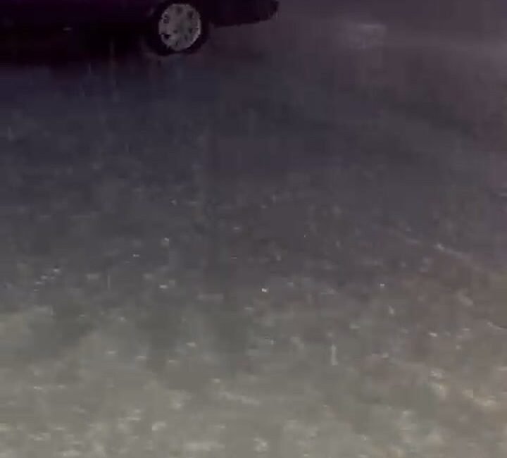 Serik'te akşam saatlerinde etkili olan sağanak, Merkez Mahallesi ve Orta