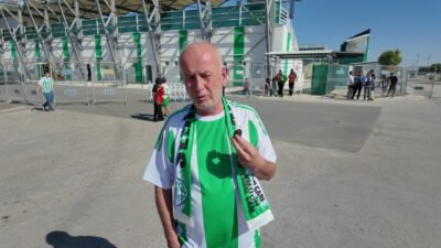 Yenileme çalışmaları nedeniyle iç saha maçlarını Isparta'da oynayan Serikspor, 182