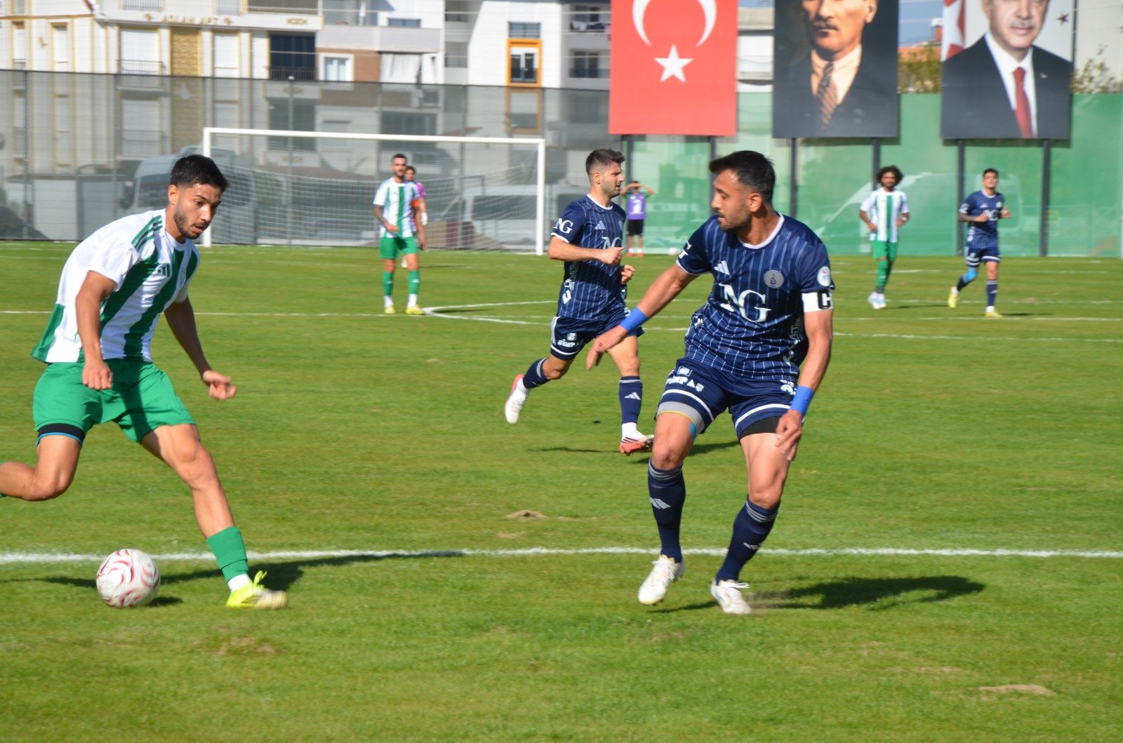 Serikspor - Kütahyaspor maçından bir pozisyon